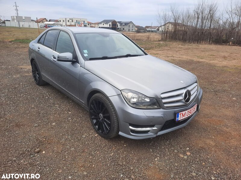 Mercedes-Benz C 220