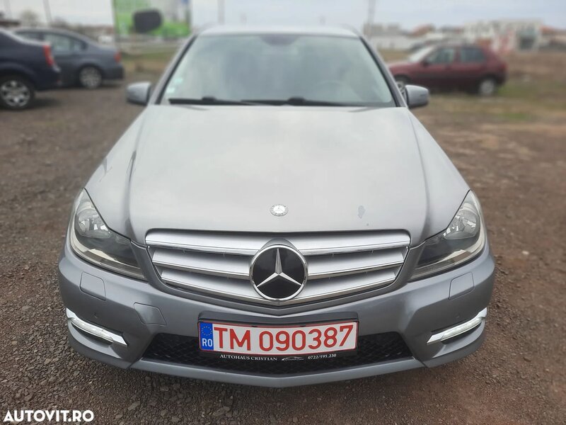 Mercedes-Benz C 220
